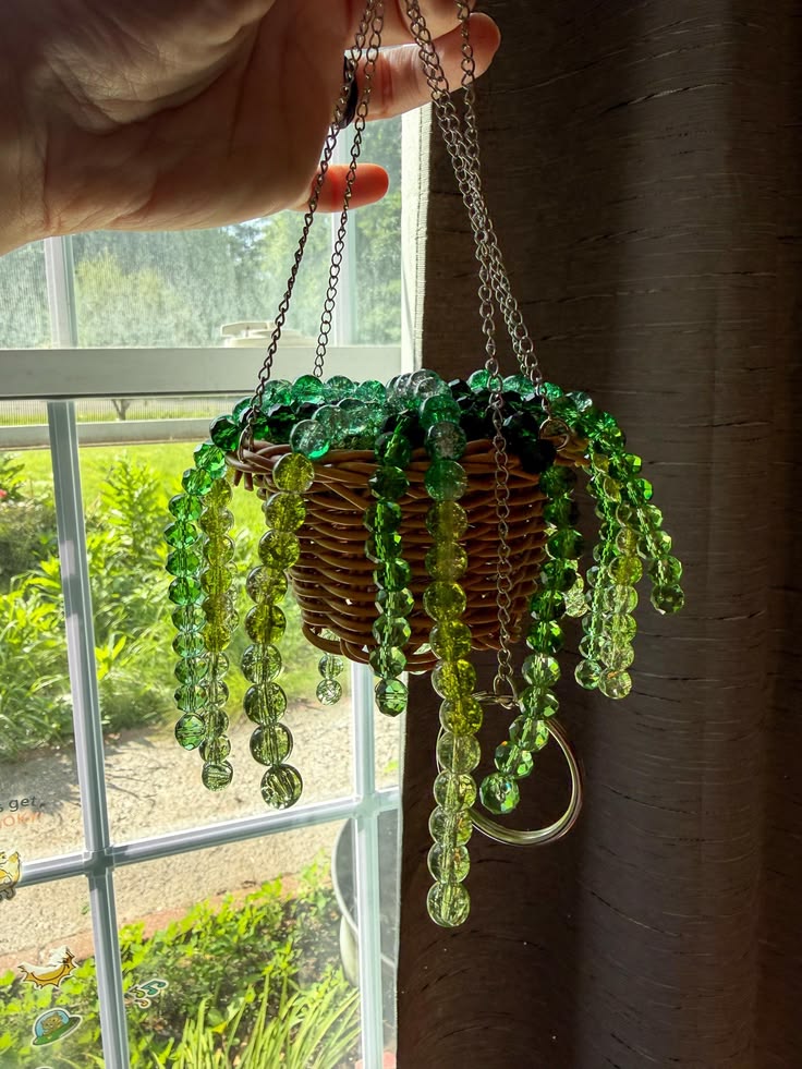 files/Wicker_Basket_Beaded_Plant_Suncatcher.jpg